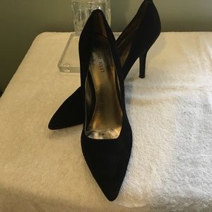 New Nine West nylon/black suede like pointy toe pump